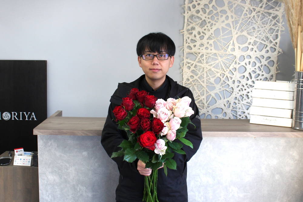 「比較されない」場所で売る。TikTokで大人気の花屋がモールを辞めて自社ECを選んだ理由